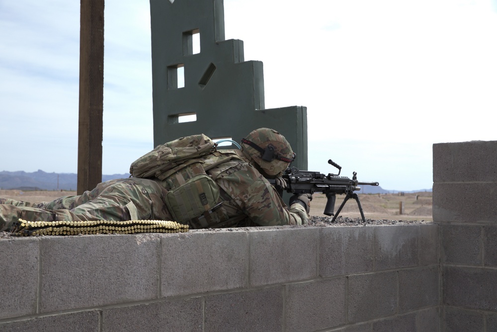 The 855 and 856th Military Police Companies complete weapons qualifications