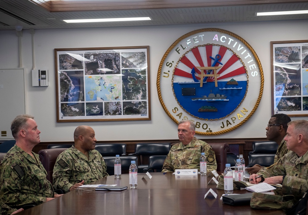 U.S. Forces Japan visits CFAS