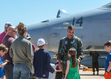 Welcome Home Cowboys