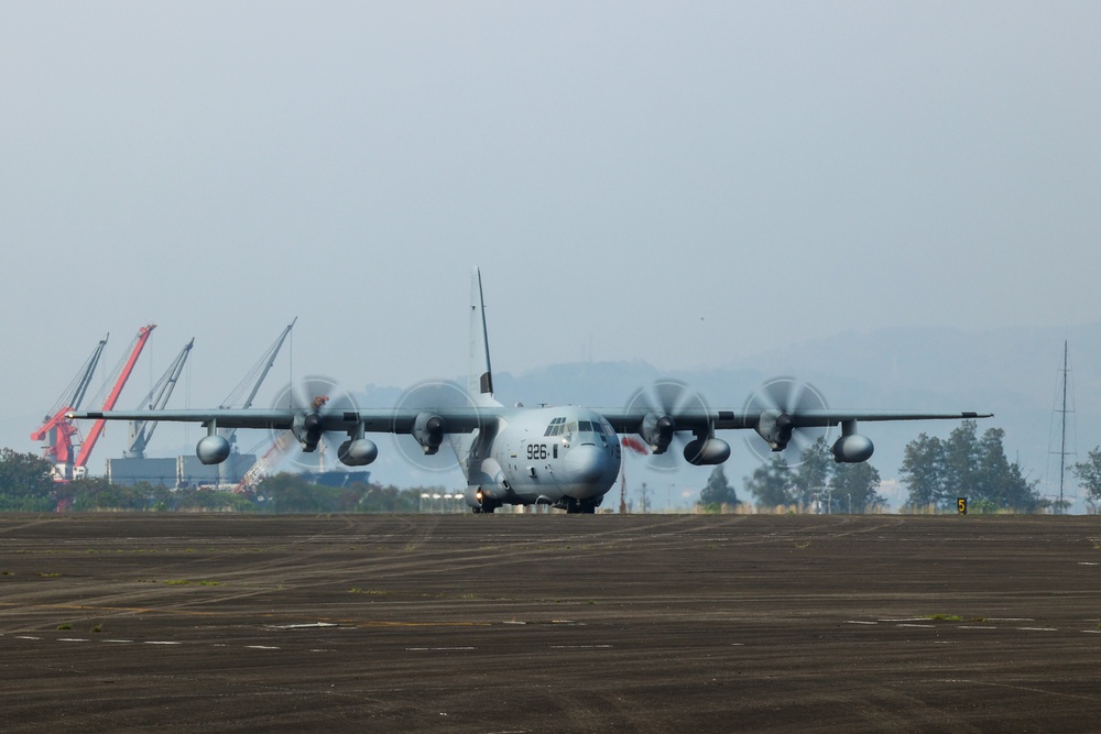 Balikatan 22: U.S. Air Force and Marines arrive at Subic Bay