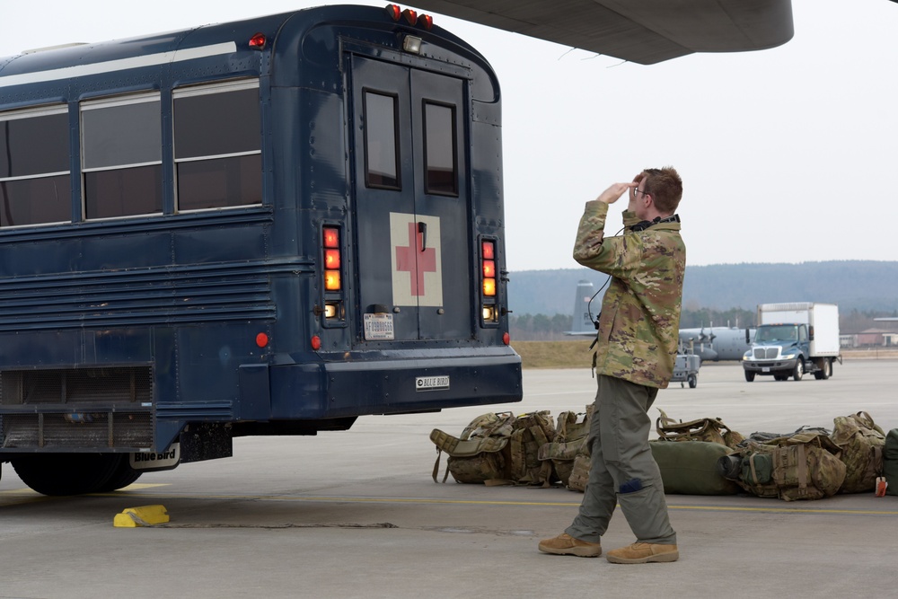 Dvids Images Total Force Airmen Conduct Aeromedical Evacuation In Europe Image Of