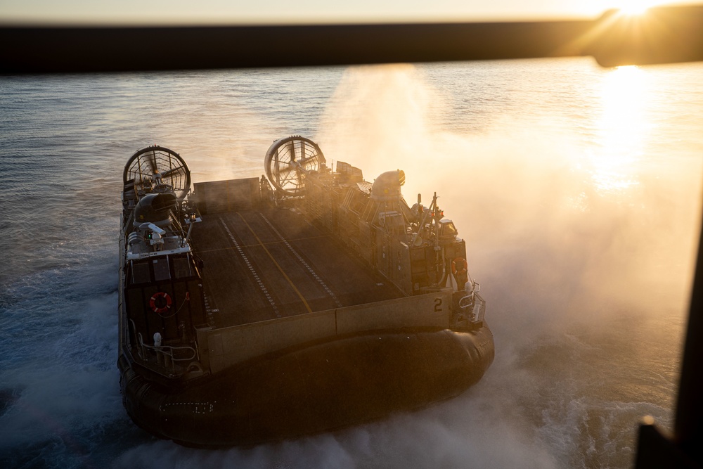 22D MEU LCAC Operations