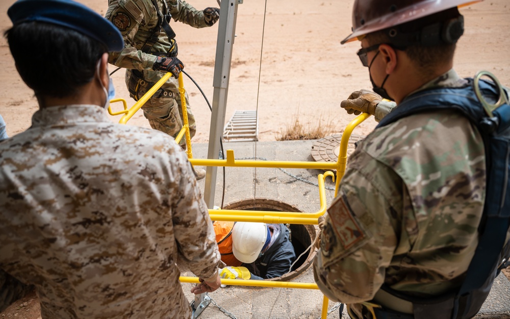 378th ECS makes repairs alongside Saudi partners