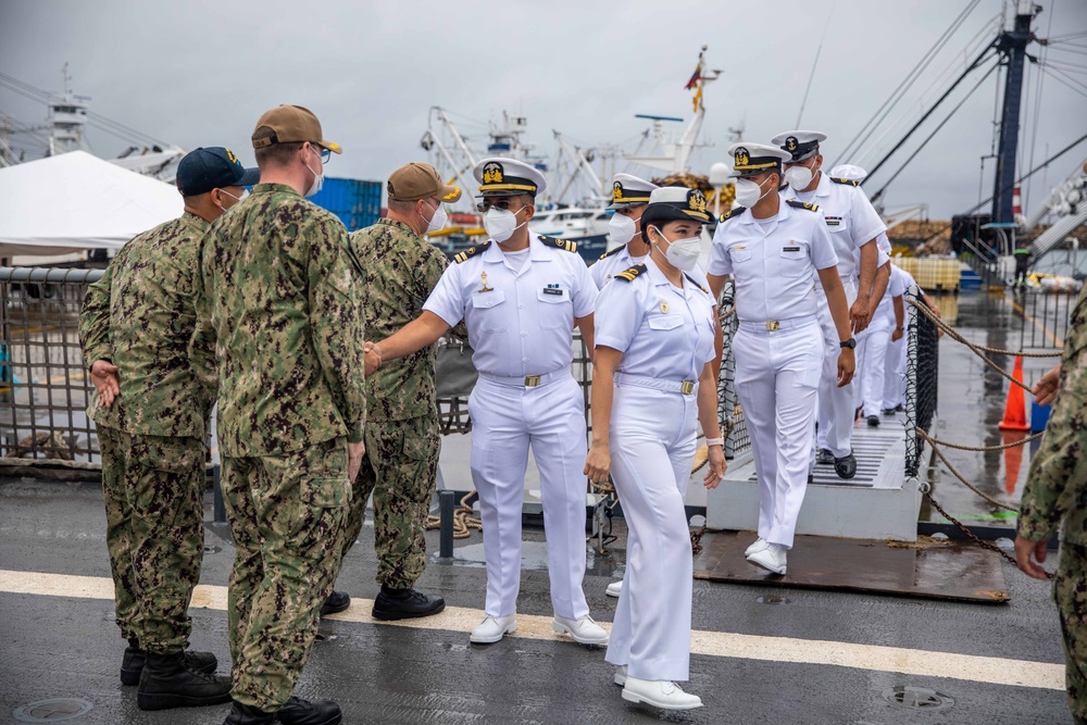 DVIDS - Images - Members of Ecuadorian Navy Visit USS Milwaukee [Image ...