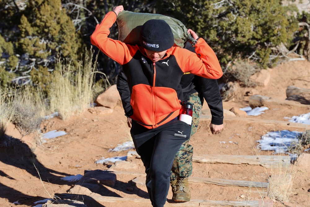 Recruiting Substation Farmington Poolees Hike