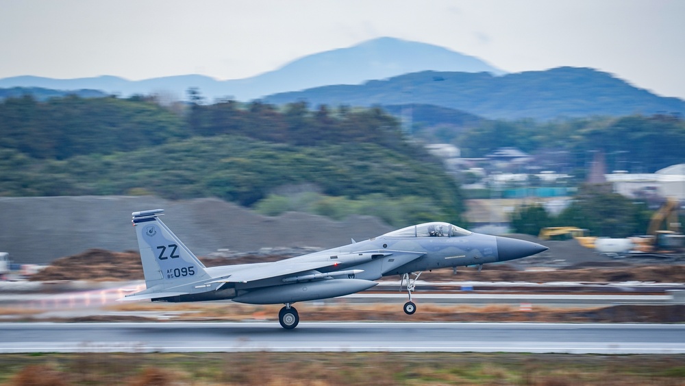 44th FS, JASDF conduct bilateral training