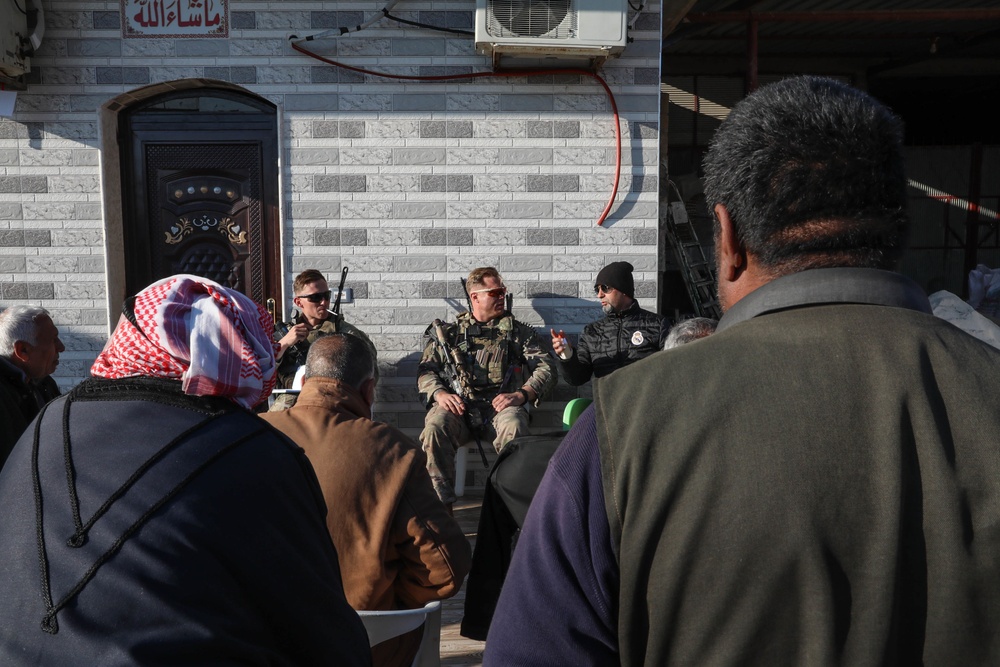 Coalition soldiers locally engages in Syria