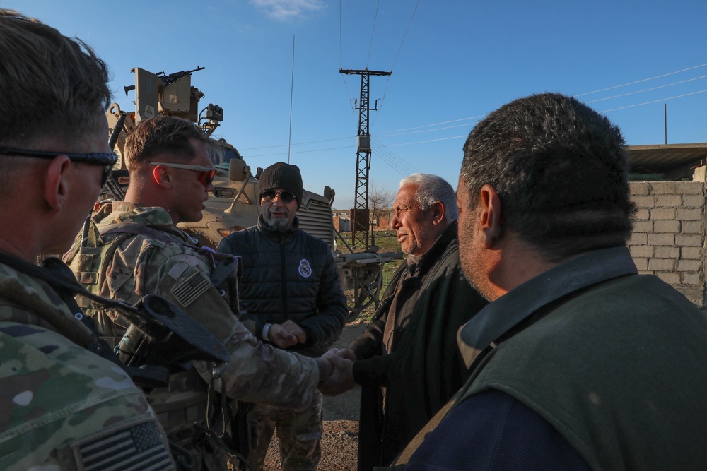 Coalition soldiers locally engages in Syria