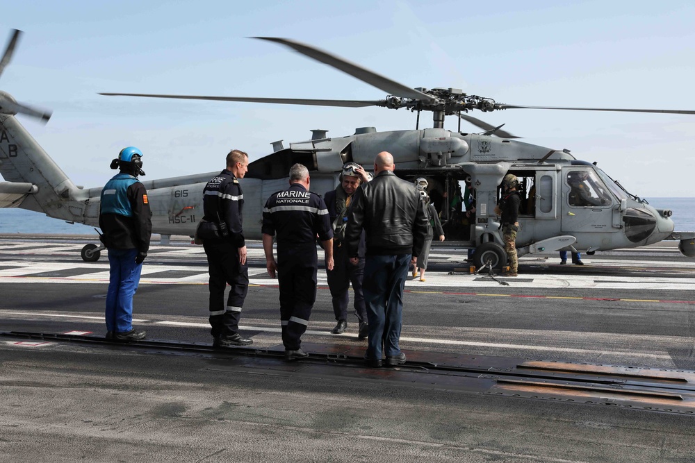 Secretary of the Navy visits French aircraft carrier Charles de Gaulle