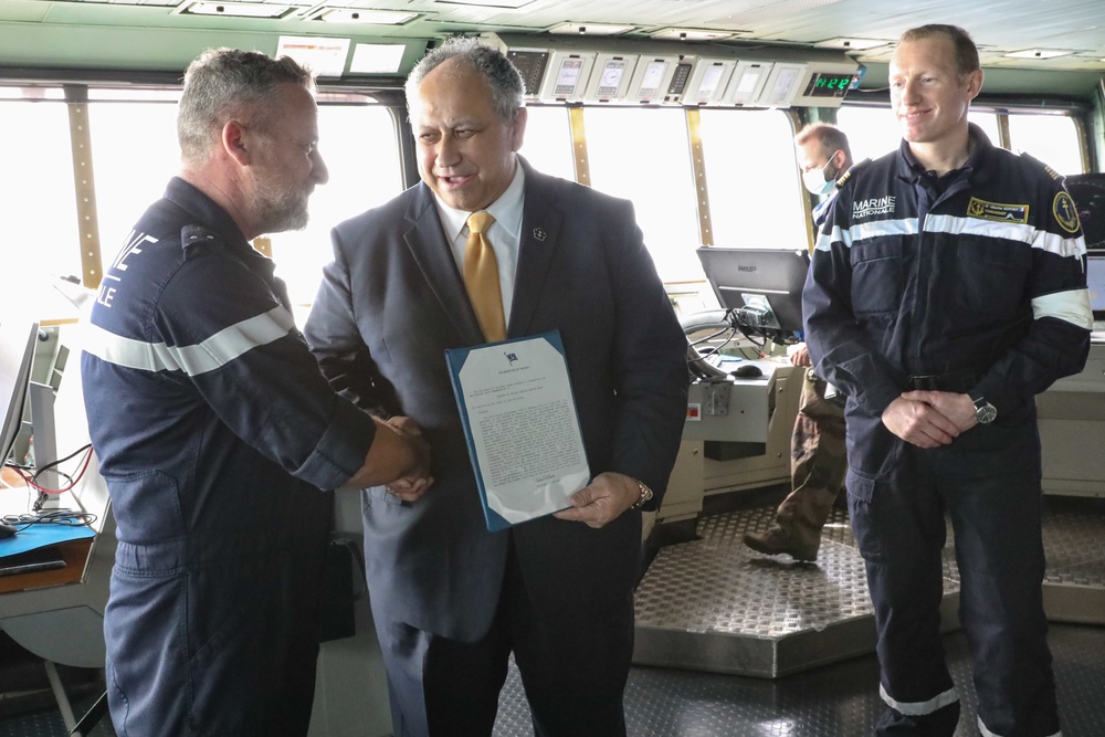 Secretary of the Navy visits French aircraft carrier Charles de Gaulle