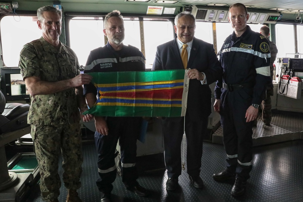 Secretary of the Navy visits French aircraft carrier Charles de Gaulle