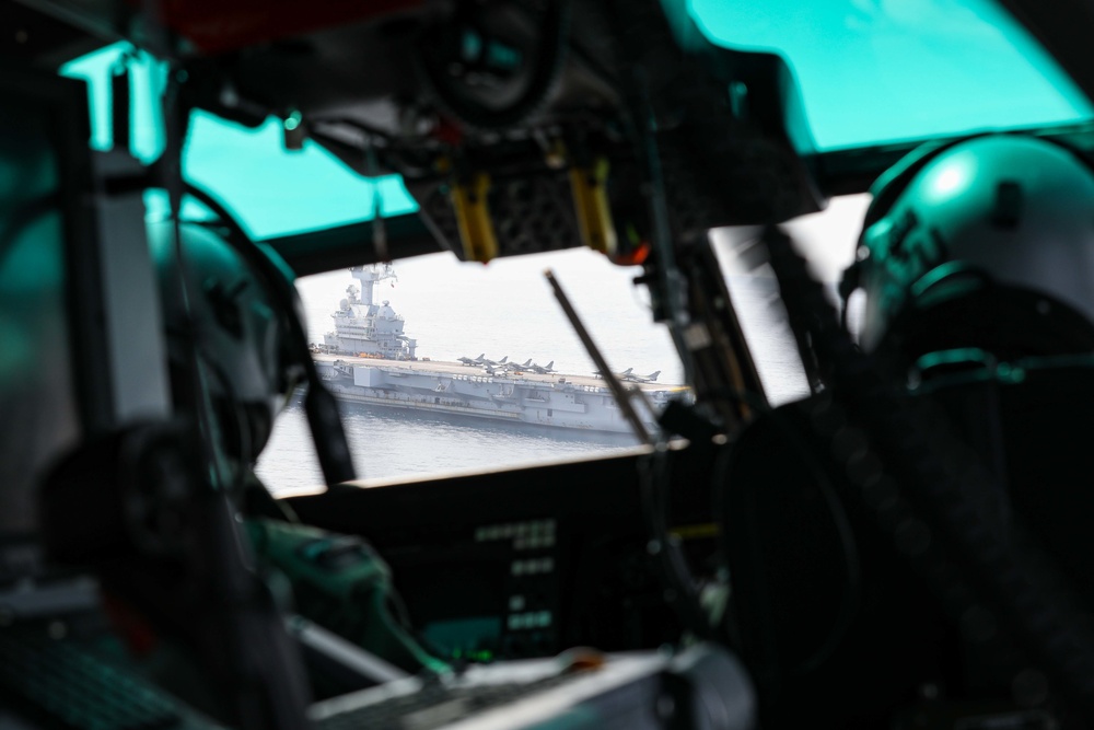 USS Ross commanding officer visits French aircraft carrier Charles de Gaulle