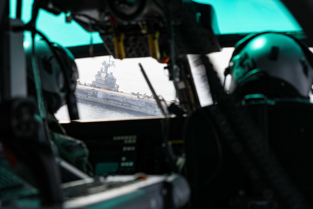 USS Ross commanding officer visits French aircraft carrier Charles de Gaulle