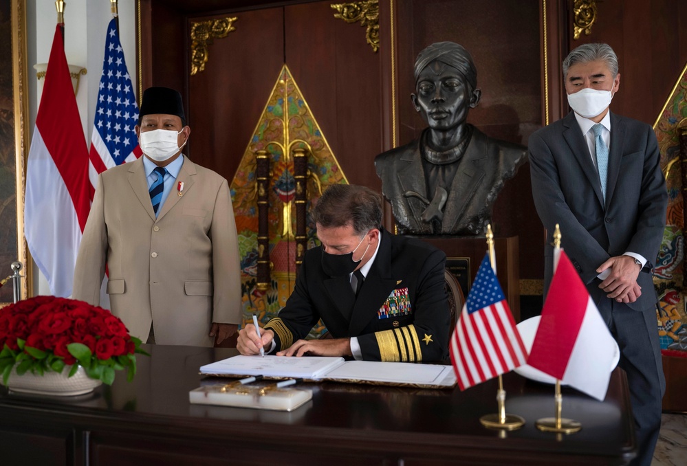 U.S. Indo-Pacific Command Visits Regional Leaders in Indonesia