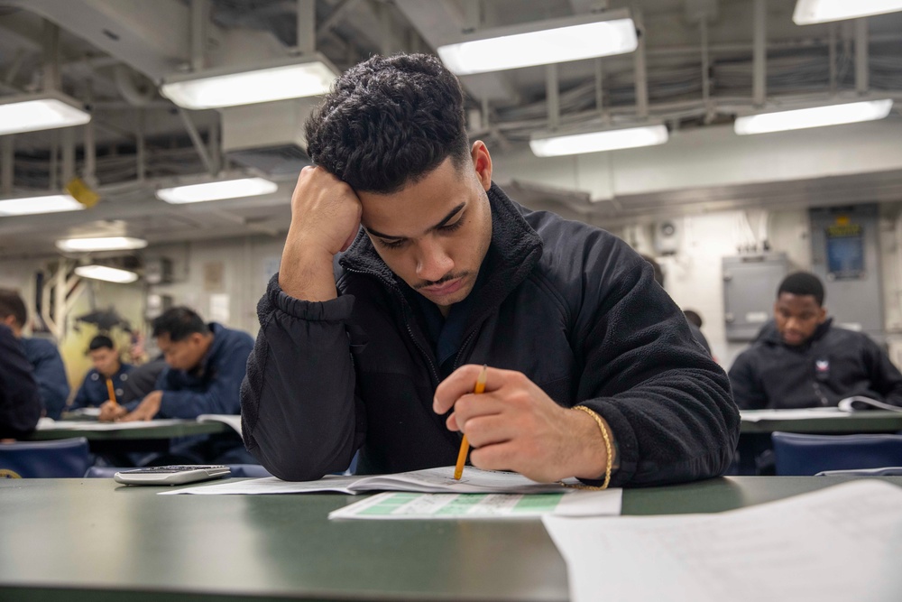 Makin Island Sailors Take Advancement Exam