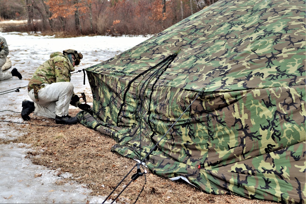 25 Airmen among graduates in Fort McCoy’s Cold-Weather Operations Course class 22-05