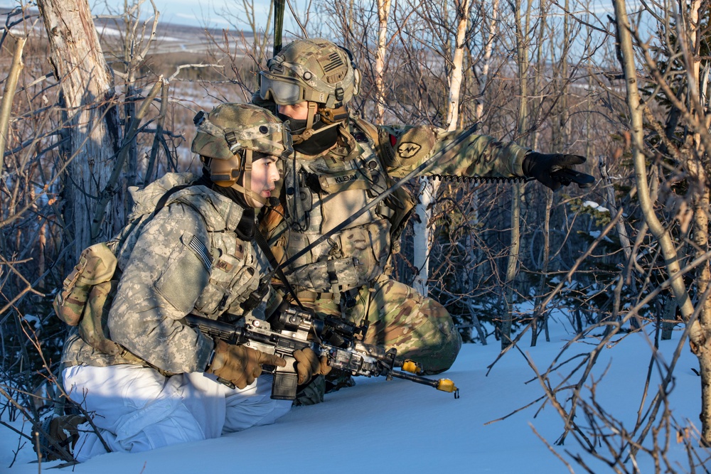 Arctic Comms on Patrol