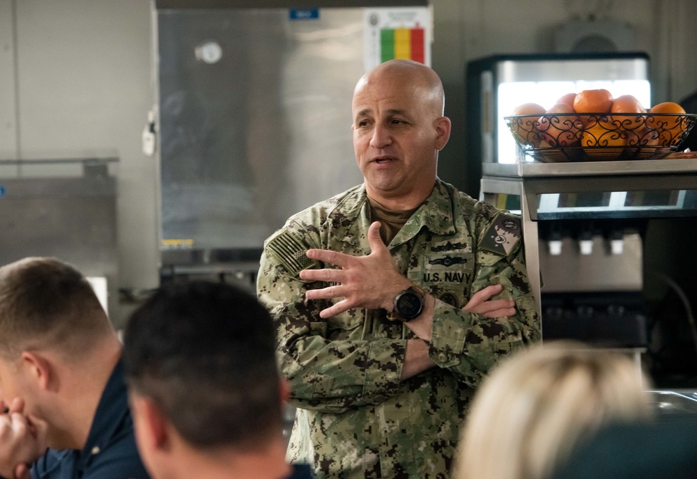 MCPON Russell Smith visits USS Bataan (LHD 5)