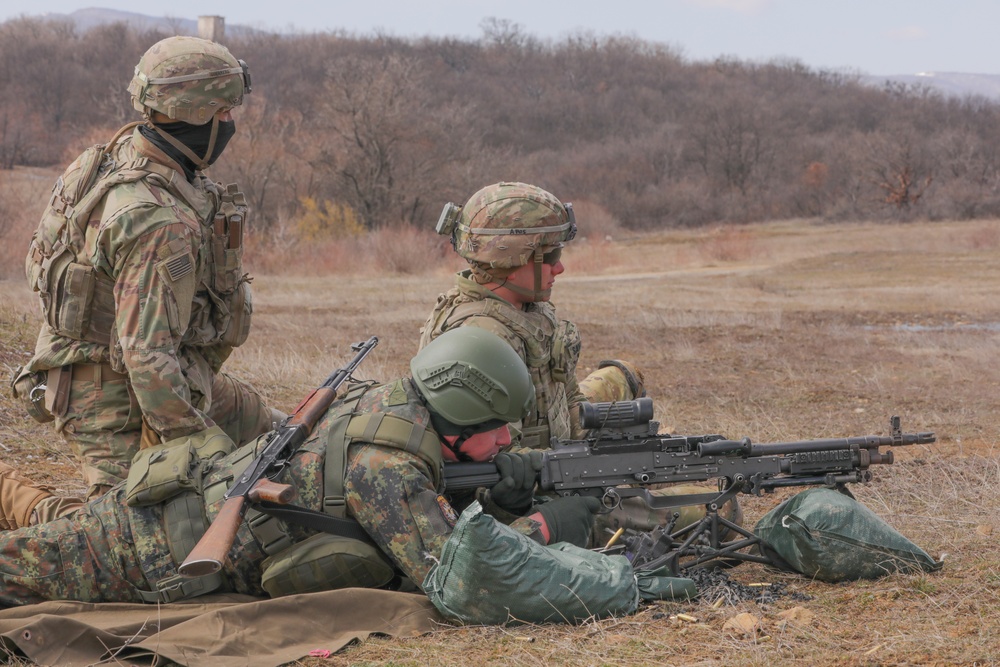 U.S.-Bulgaria Weapons Exchange at NSTA