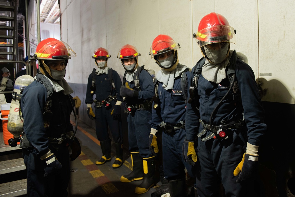 Stennis (CVN 74)