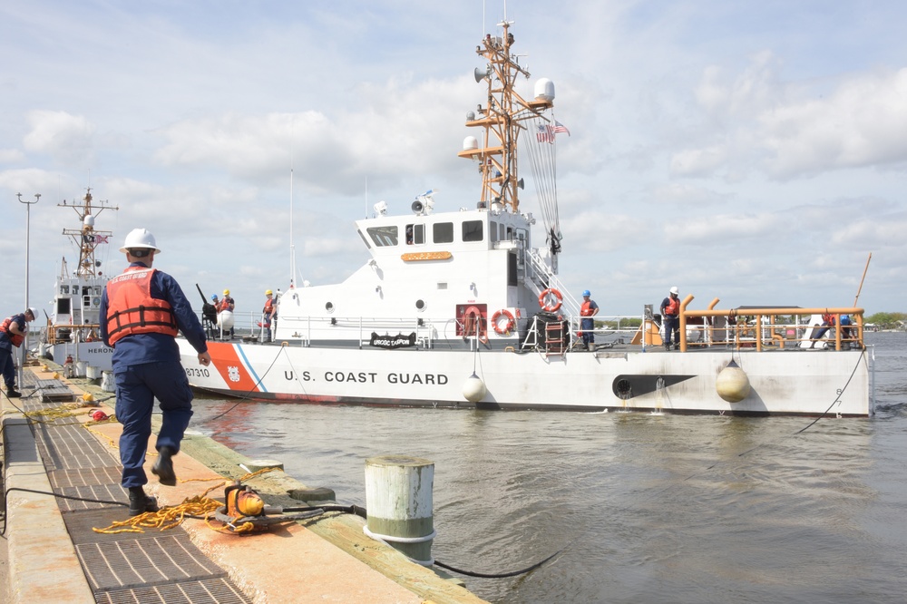 Photo of Coast Guard Cutter Tarpon Arrival