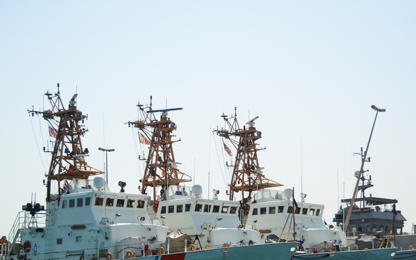 U.S. Coast Guard Decommissions 3 Cutters in Bahrain