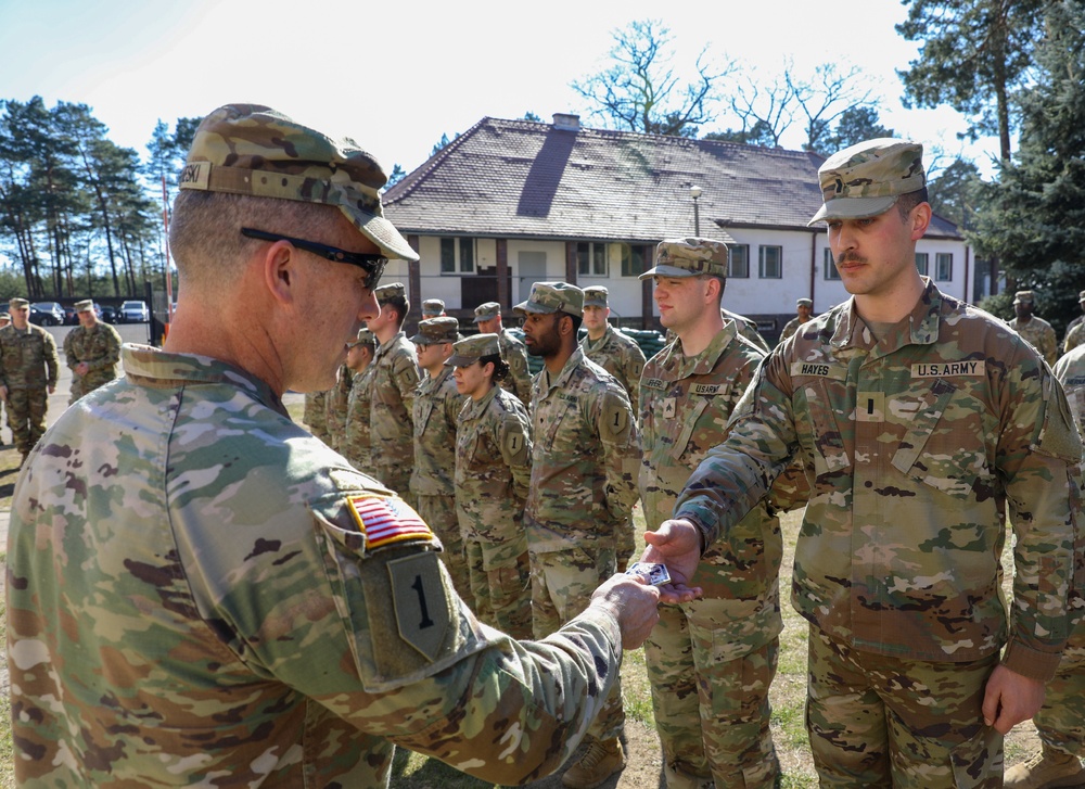 Lt. General Kolasheski Visits soldiers in Zagan, Poland.