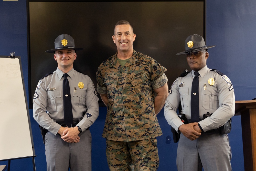 6th Marine Corps District Commanding Officer Awards Coin to South Carolina State Troopers
