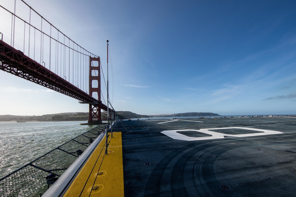 Makin Island Transits San Francisco Bay