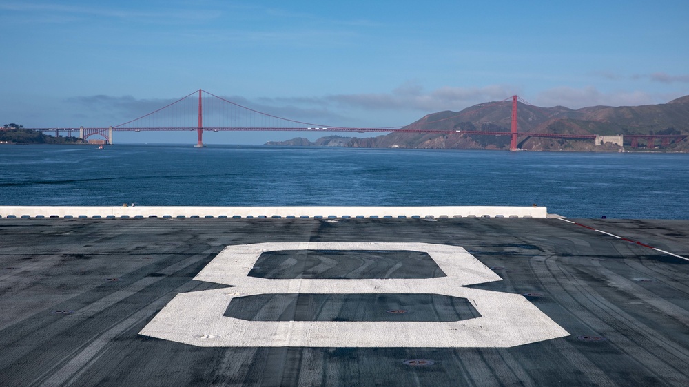 Makin Island Transits San Francisco Bay