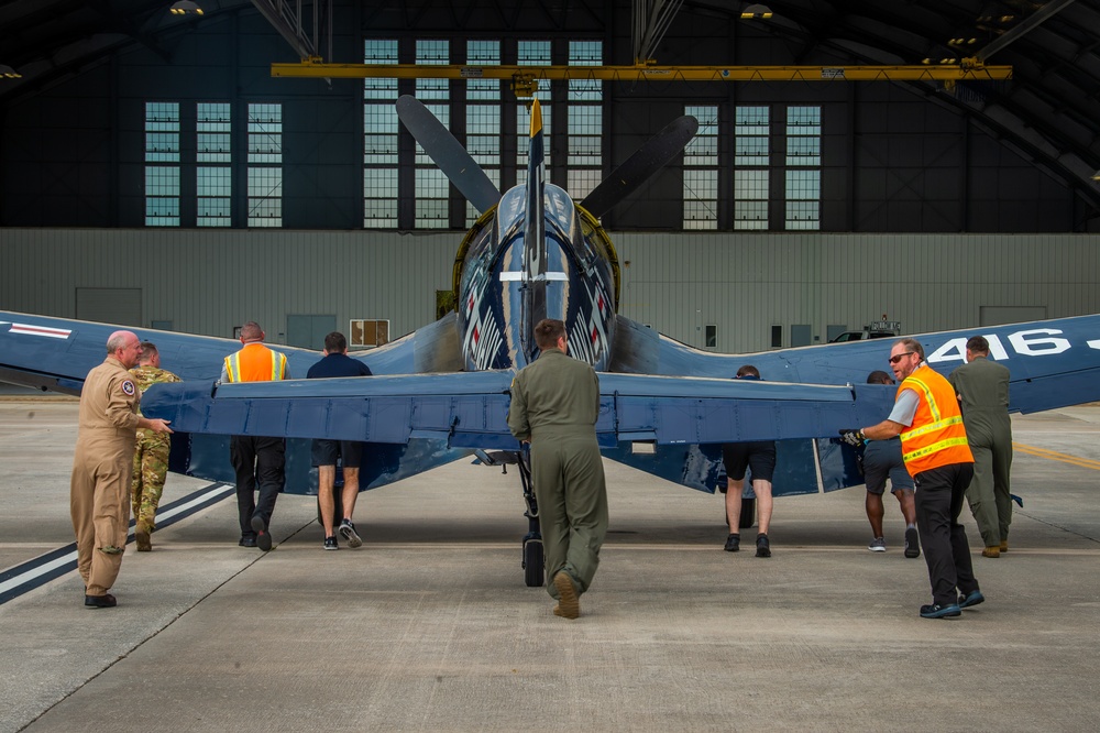&quot;Korean War Hero&quot; F4U-4 Corsair lands at MacDill for Tampa Bay AirFest 2022
