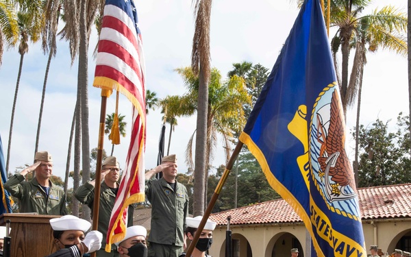 Maritime Support Wing Holds Change of Command
