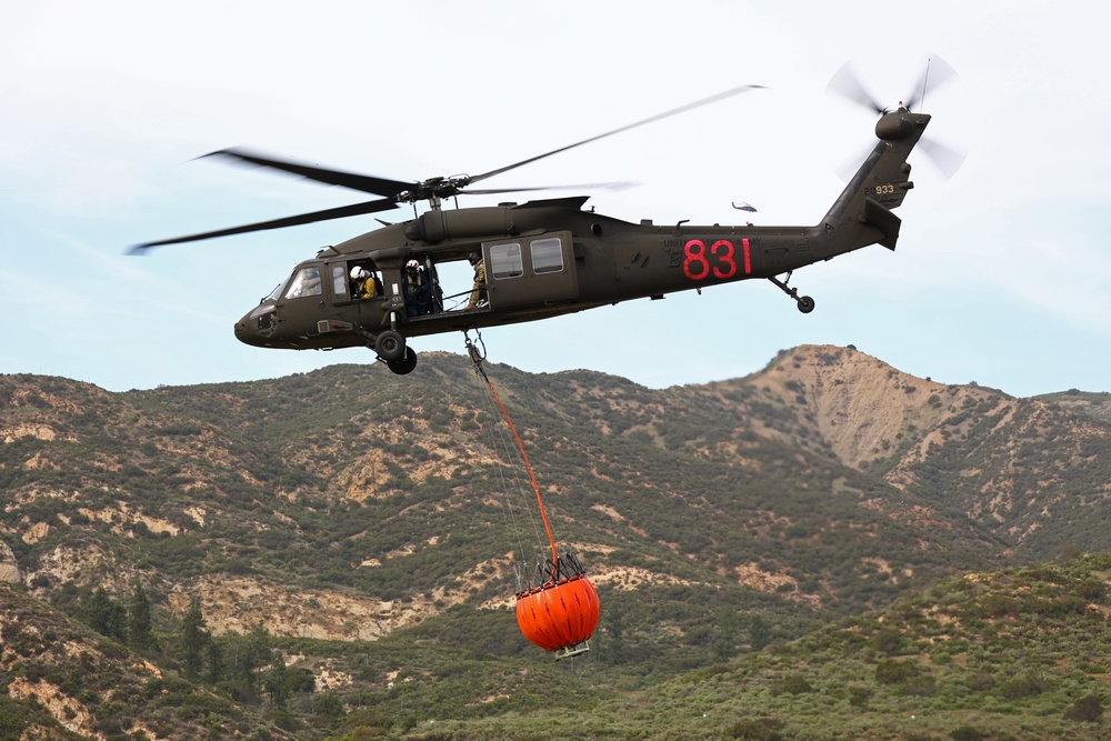 DVIDS - Images - 1-140th AHB Trains With Cal Fire For Aerial Wildland ...