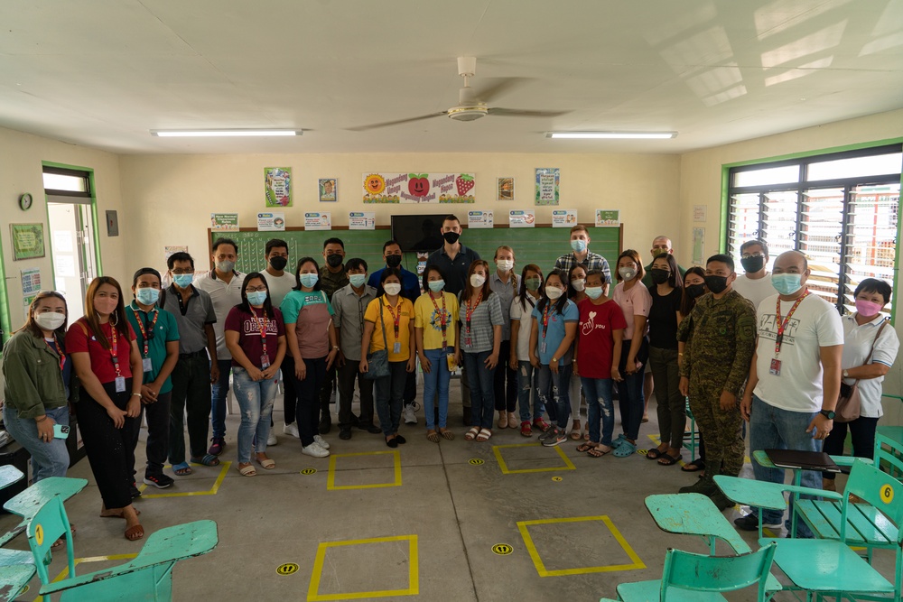 U.S. Marines visit Pag-Asa Elementary School ahead of Balikatan 22
