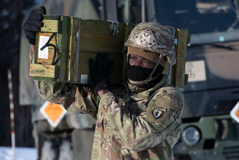 Spartan paratroopers conduct live-fire artillery training