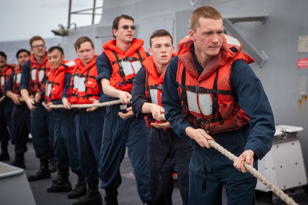 USS Momsen Replenishment at Sea