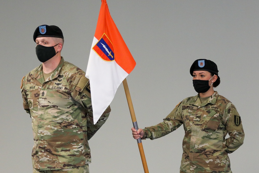 HHC, 1st Singal Brigade Welcomes New Company Commander