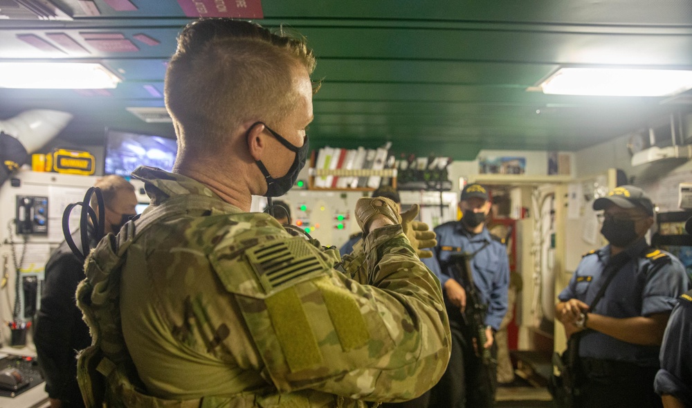 USS Hershel &quot;Woody&quot; Williams (ESB 4) Conducts Small-Arms Live-Fire Training