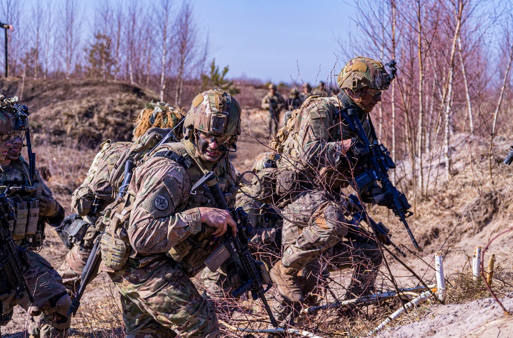 SkySoldiers conduct live-fire exercise in Latvia
