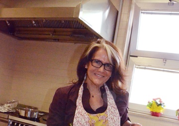 Guest chef prepares spring meal for garrison newcomers