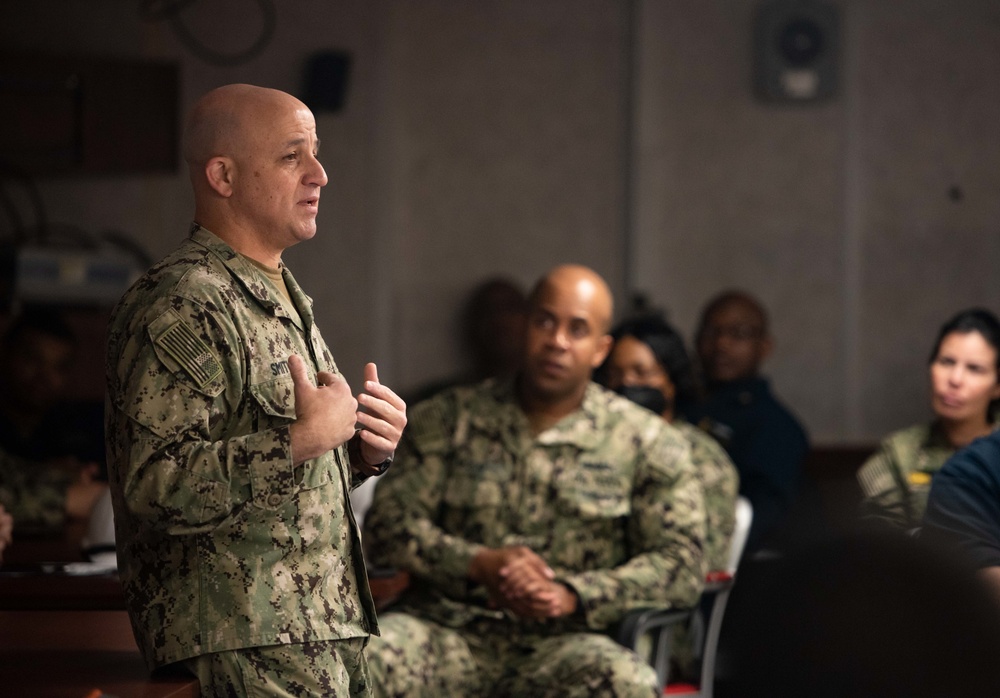 MCPON Russell Smith visits USS Wasp (LHD 1)