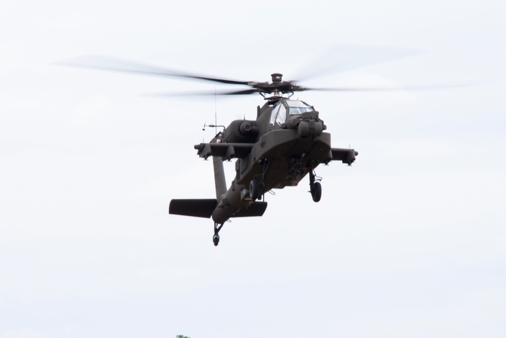 South Carolina National Guard receives the first five AH-64E model Apache attack helicopters