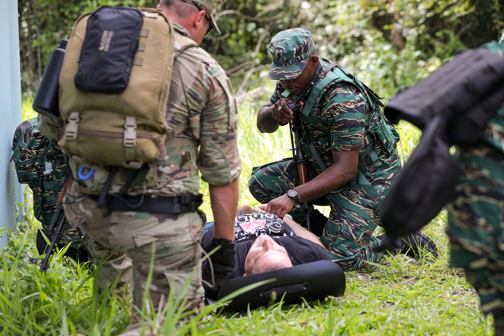 Florida Guardsmen exchange expertise with Guyana Defense Force members