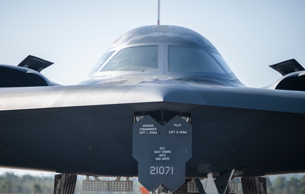 B-2 conducts mission in Indo-Pacific, integrates with US, Royal Australian Air Force fighters