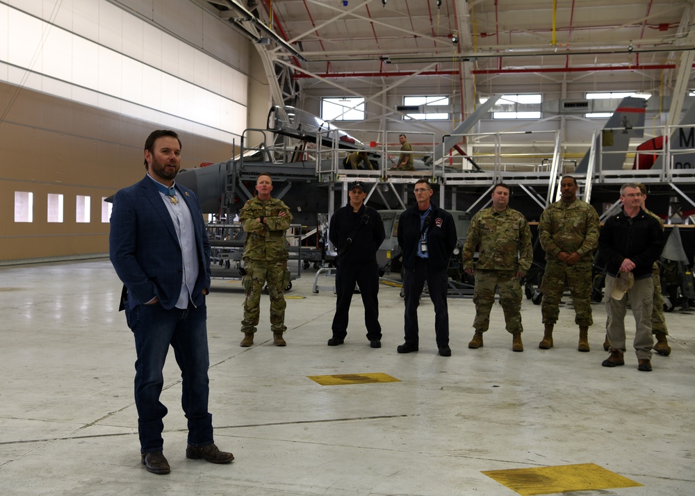 104th Fighter Wing hosts Medal of Honor recipient