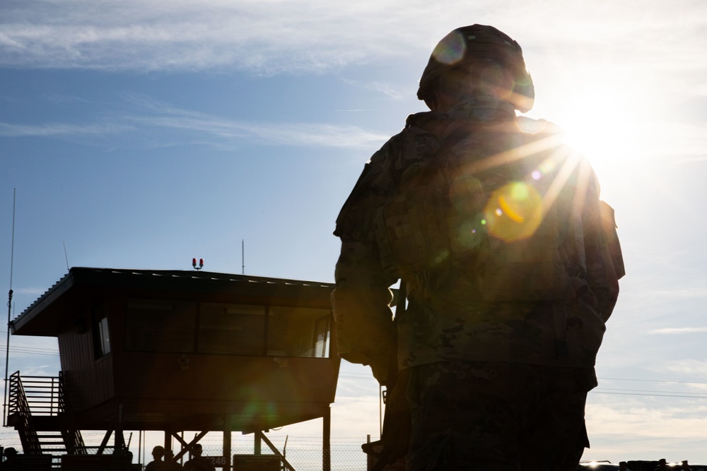 2022 Best Warrior Competitors Fire Machine Guns in Florence, Ariz.