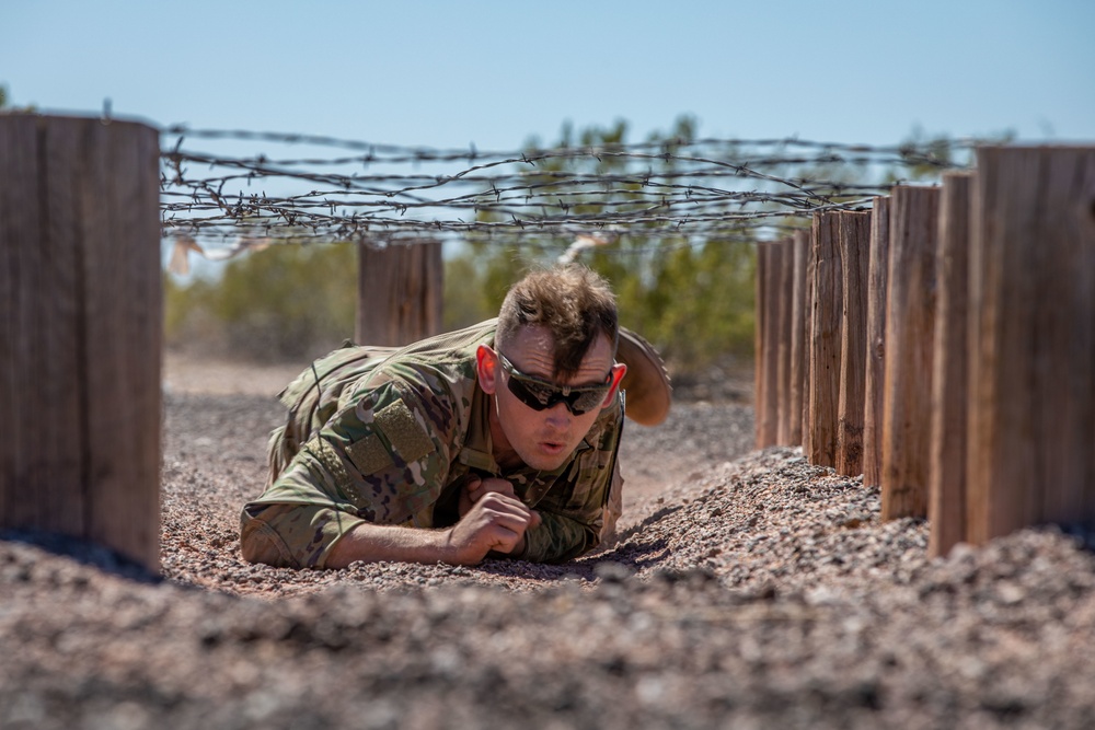 2022 Best Warrior Competitors Run Obstacle Course in Florence, Ariz.