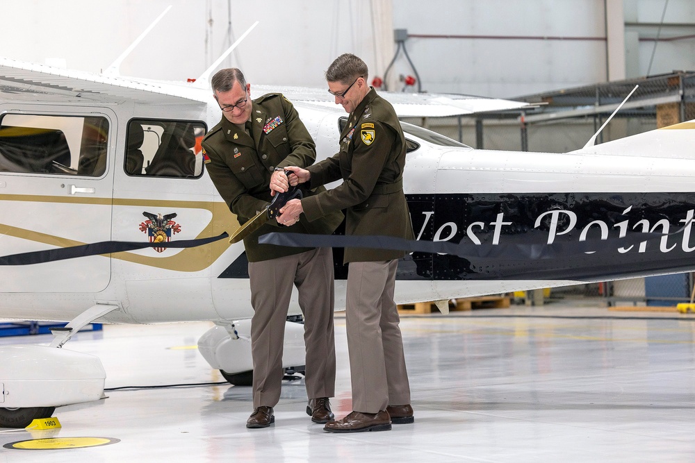 West Point modernizes its Aeronautical Flight Labs