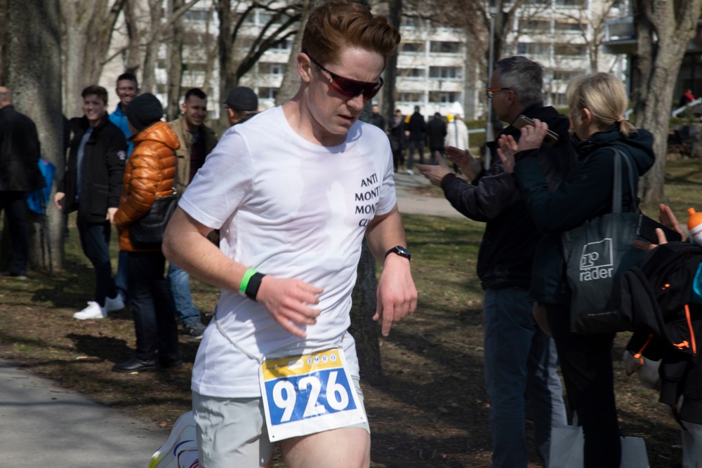 1st Air Cavalry Brigade Runs in German 5K Race