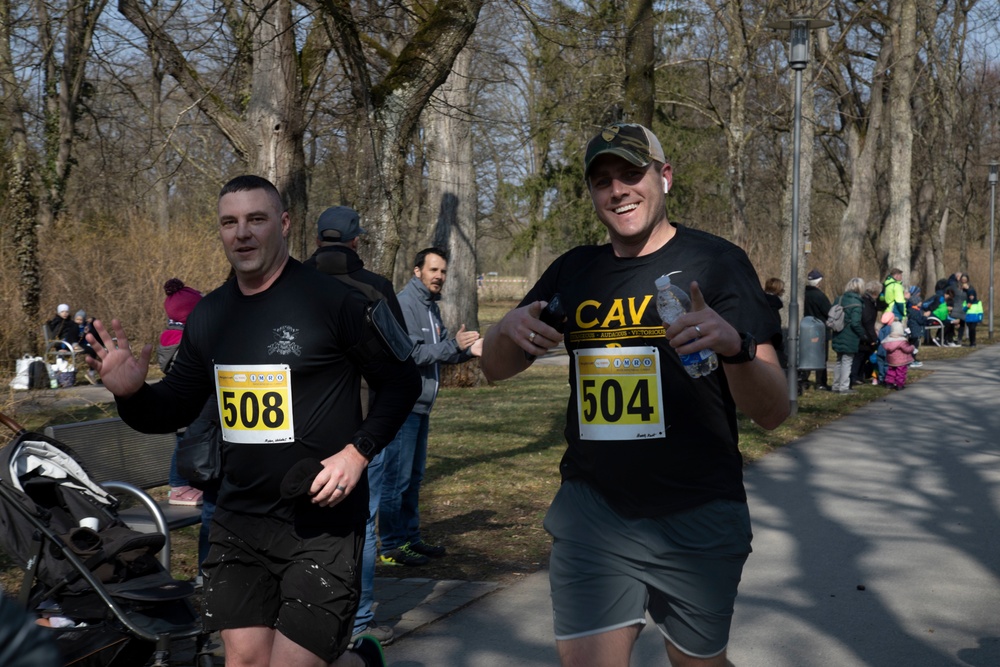 1st Air Cavalry Brigade Runs in German 5K Race